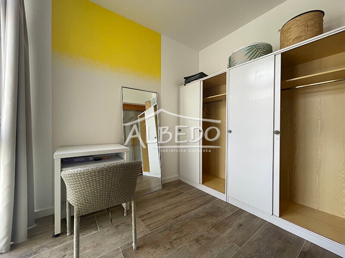 Apartment Zu verkaufen - SPLITSKO-DALMATINSKA MAKARSKA