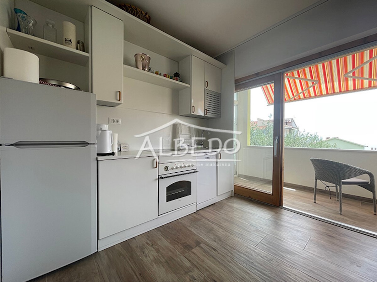 Apartment Zu verkaufen - SPLITSKO-DALMATINSKA MAKARSKA