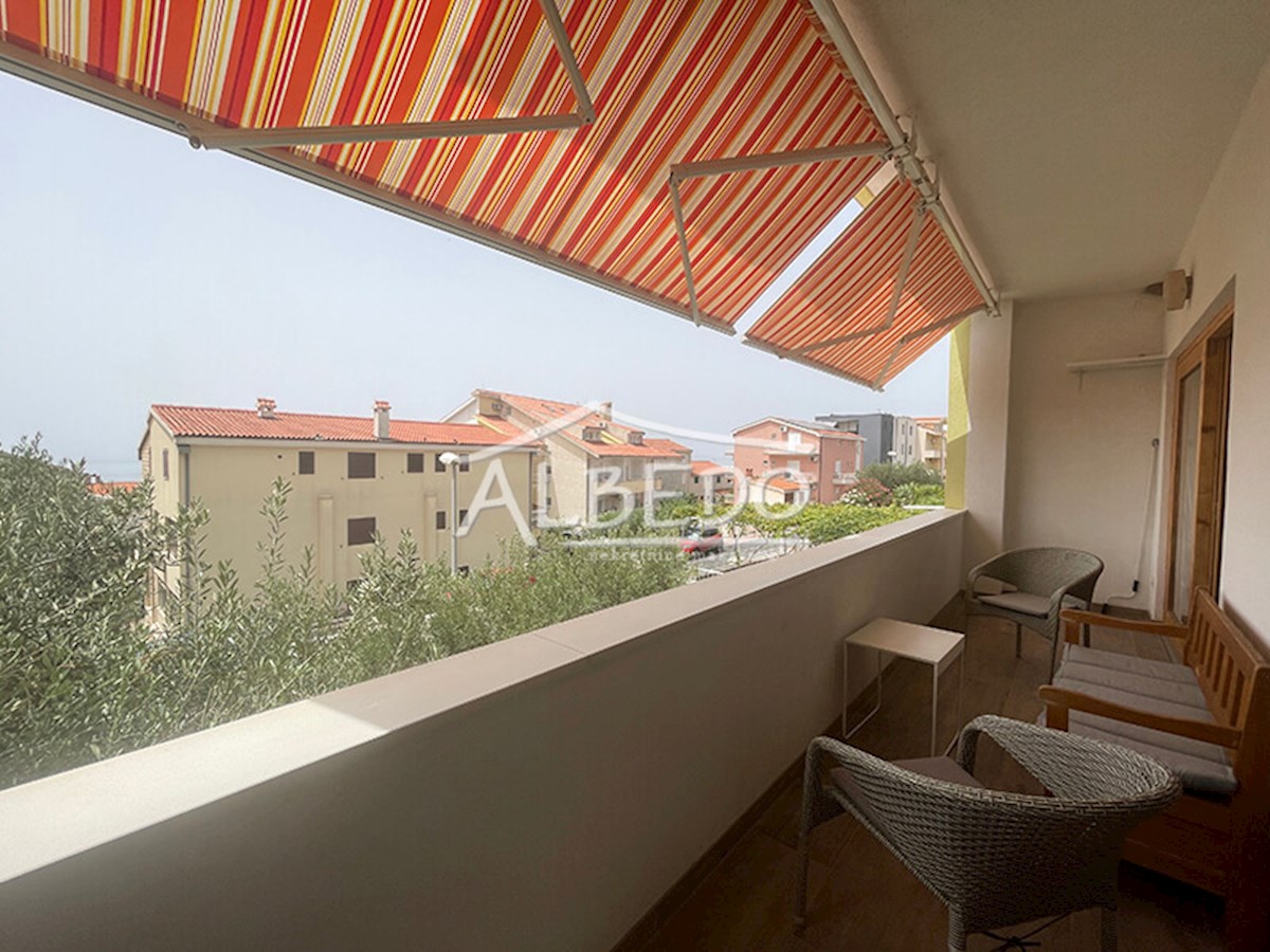 Apartment Zu verkaufen - SPLITSKO-DALMATINSKA MAKARSKA