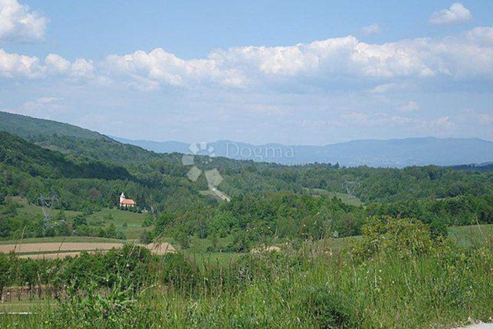 Działka na sprzedaż 2763 m² – Modruš