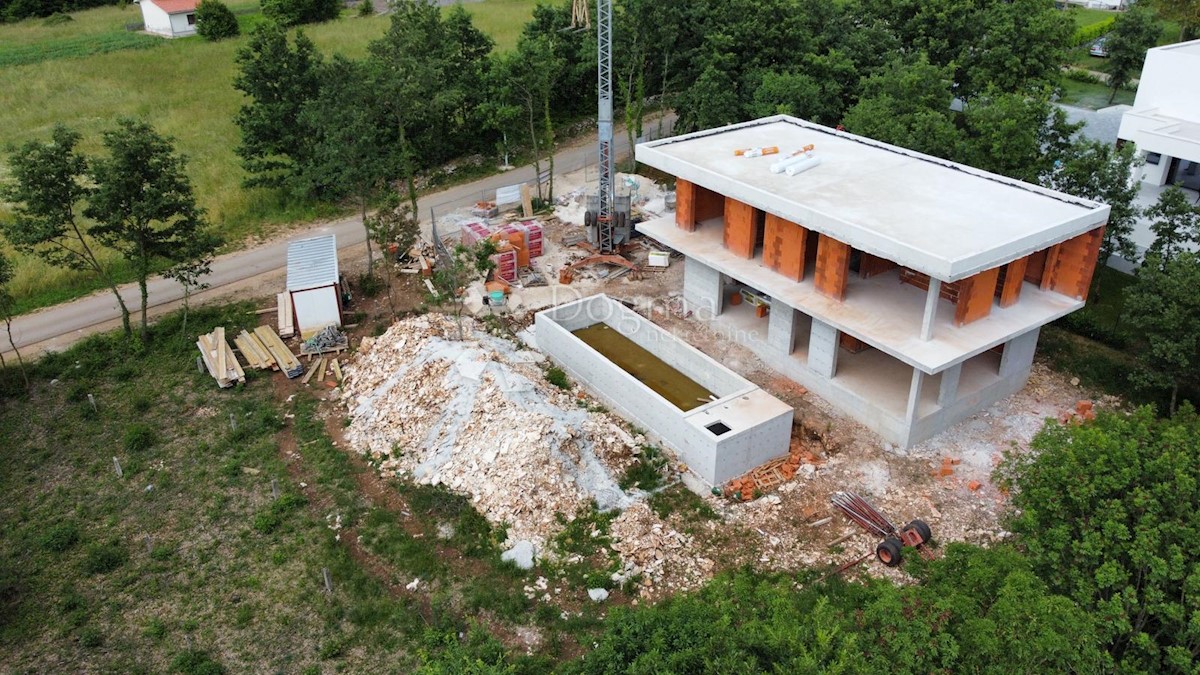 Haus Zu verkaufen - ISTARSKA SVETI PETAR U ŠUMI