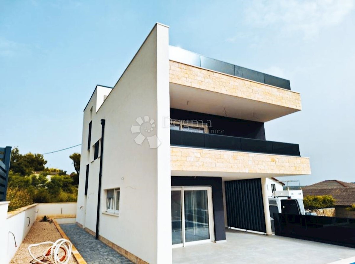 House For sale - Zadarska Ražanac - foto 4/13