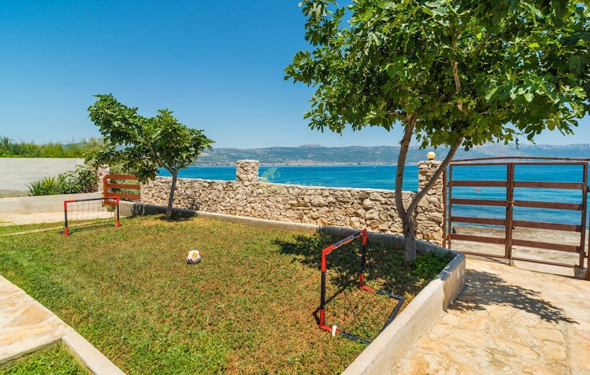 Casa In vendita - SPLITSKO-DALMATINSKA ČIOVO