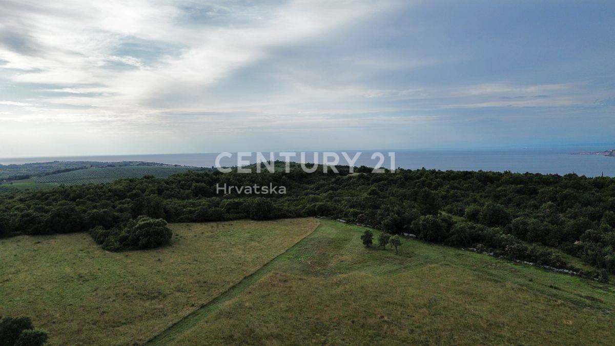 Działka Na sprzedaż - ISTARSKA UMAG