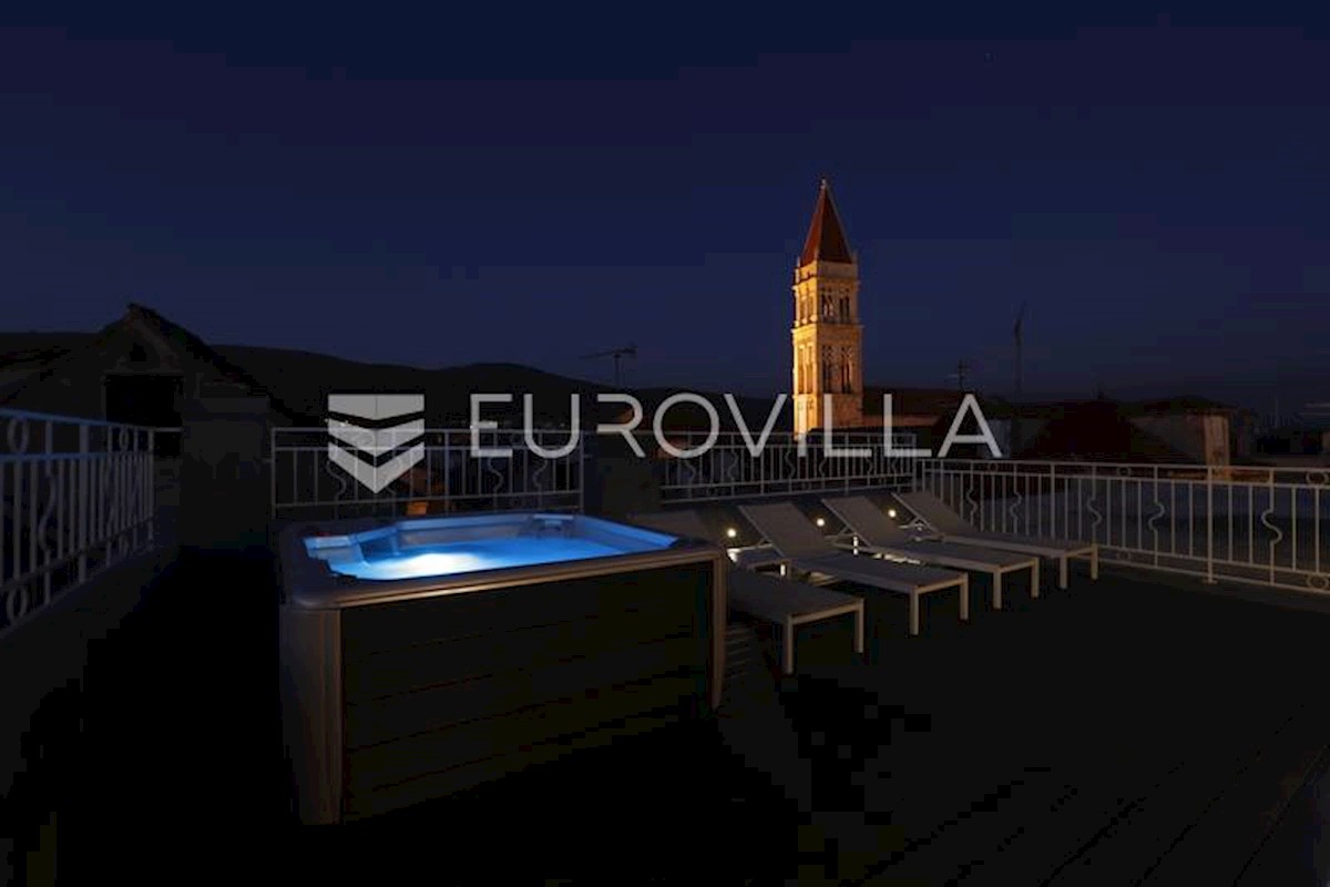 Flat For sale - SPLITSKO-DALMATINSKA TROGIR