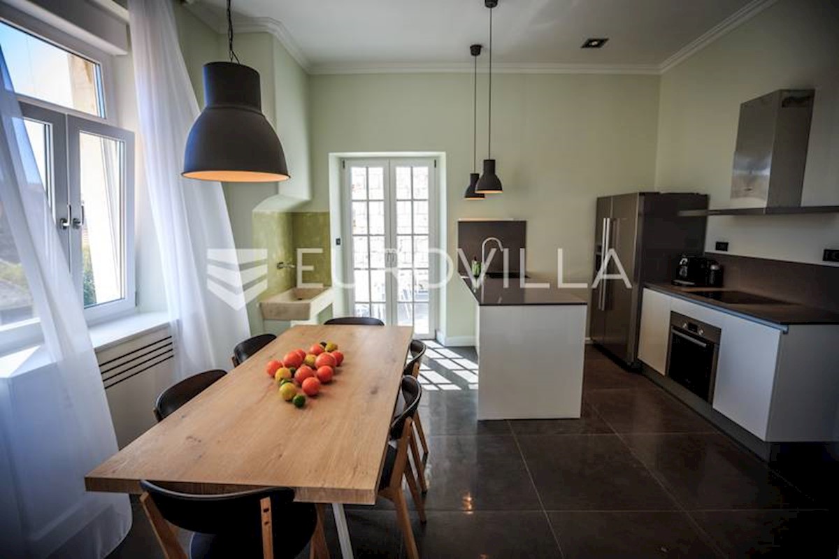 Flat For sale - SPLITSKO-DALMATINSKA TROGIR