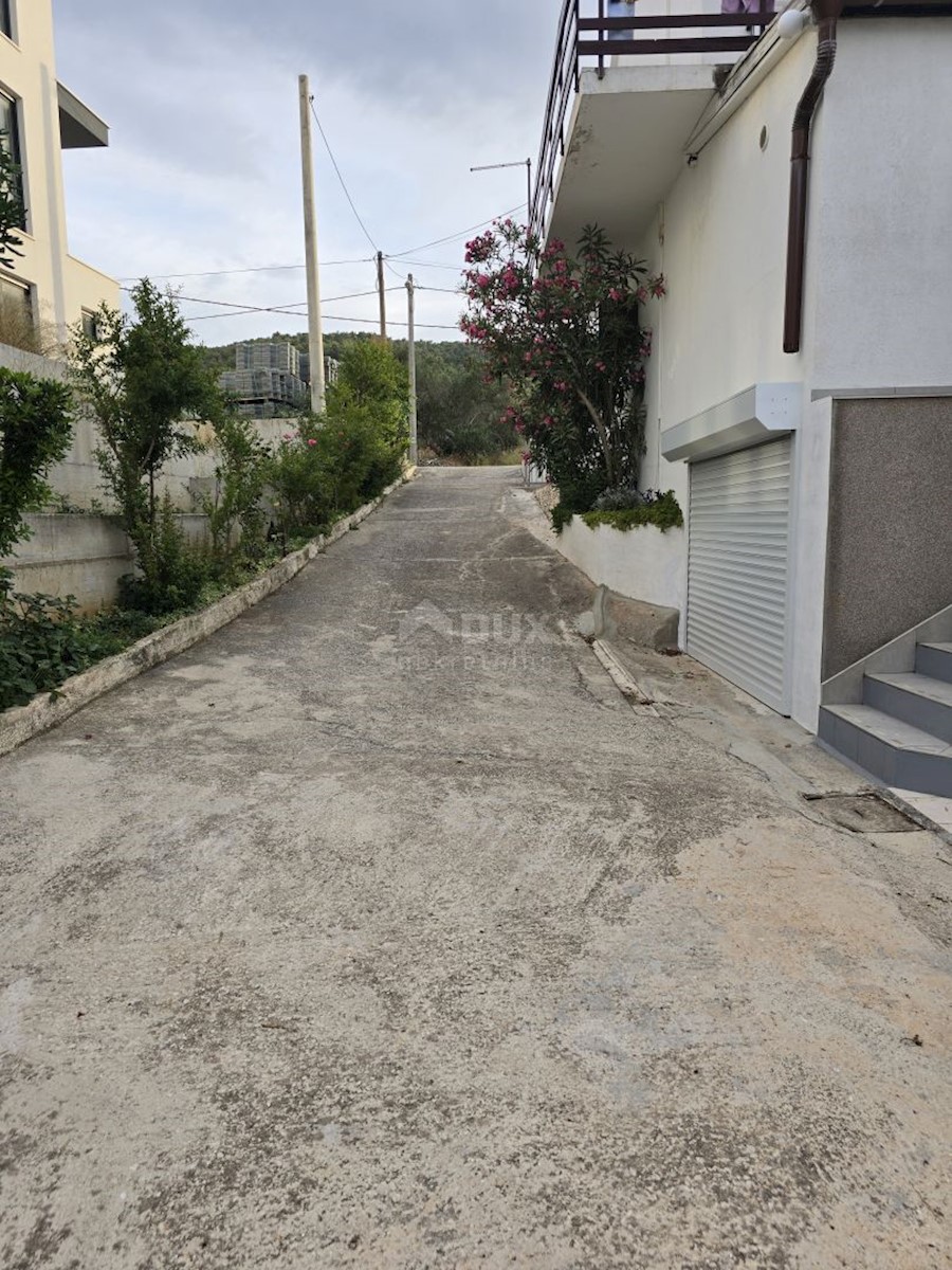 House For sale - SPLITSKO-DALMATINSKA ČIOVO