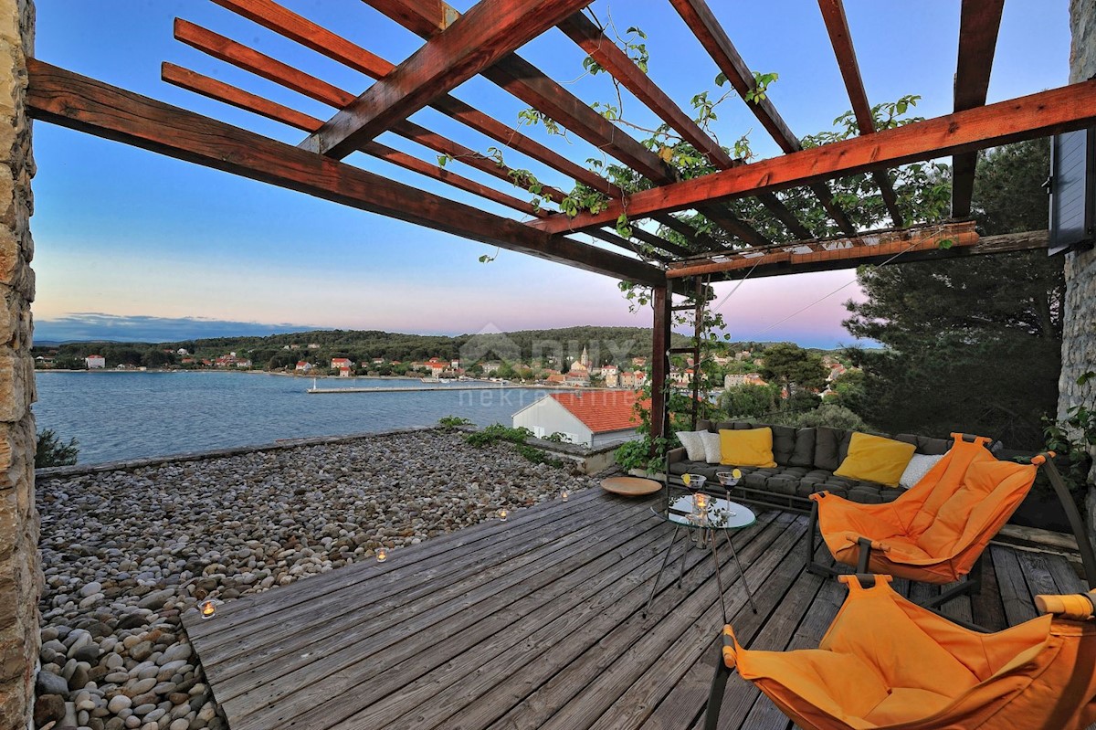 House For sale ZLARIN