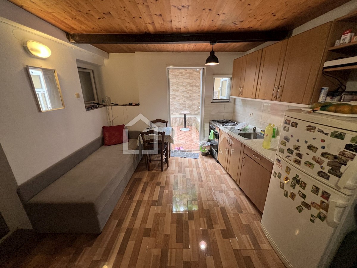 Flat For sale - PRIMORSKO-GORANSKA CRIKVENICA