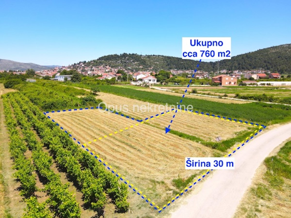 Terrain À vendre - DUBROVAČKO-NERETVANSKA METKOVIĆ