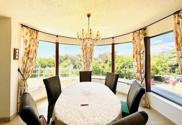 Kuća na prodaju 346 m² – Krk