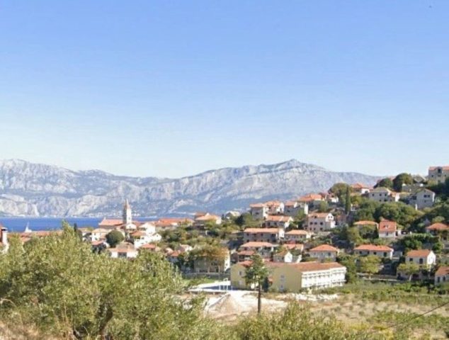 Land for sale 1219 m² – Postira