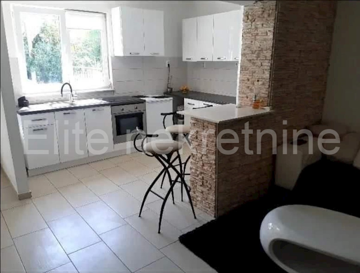 Flat For rent - PRIMORSKO-GORANSKA RIJEKA