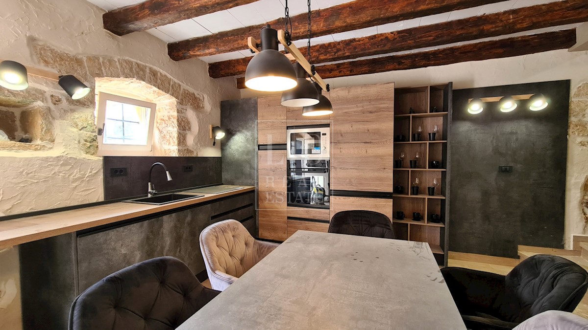 Haus Zu verkaufen - ISTARSKA VIŠNJAN