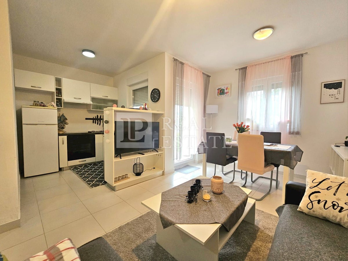 Apartmán Na predaj - PRIMORSKO-GORANSKA CRIKVENICA