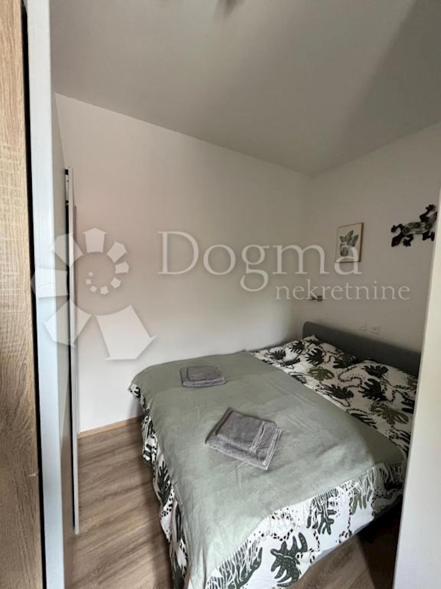 Dom Na predaj - PRIMORSKO-GORANSKA CRIKVENICA