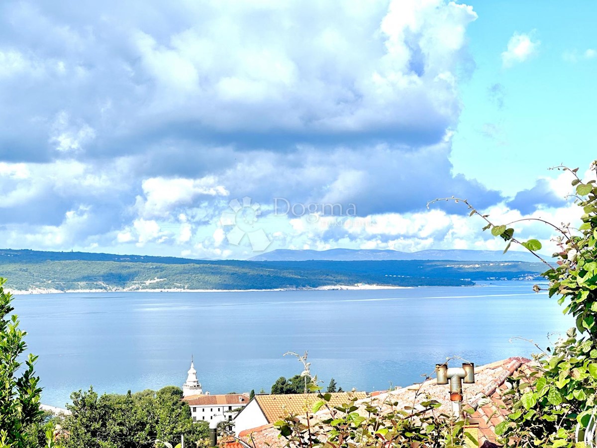 Dom Na predaj - PRIMORSKO-GORANSKA CRIKVENICA