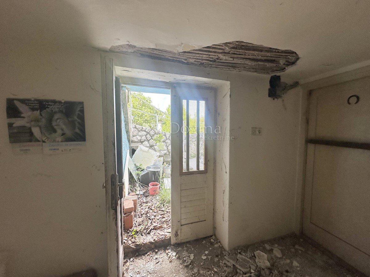 Dom Na predaj - PRIMORSKO-GORANSKA CRIKVENICA