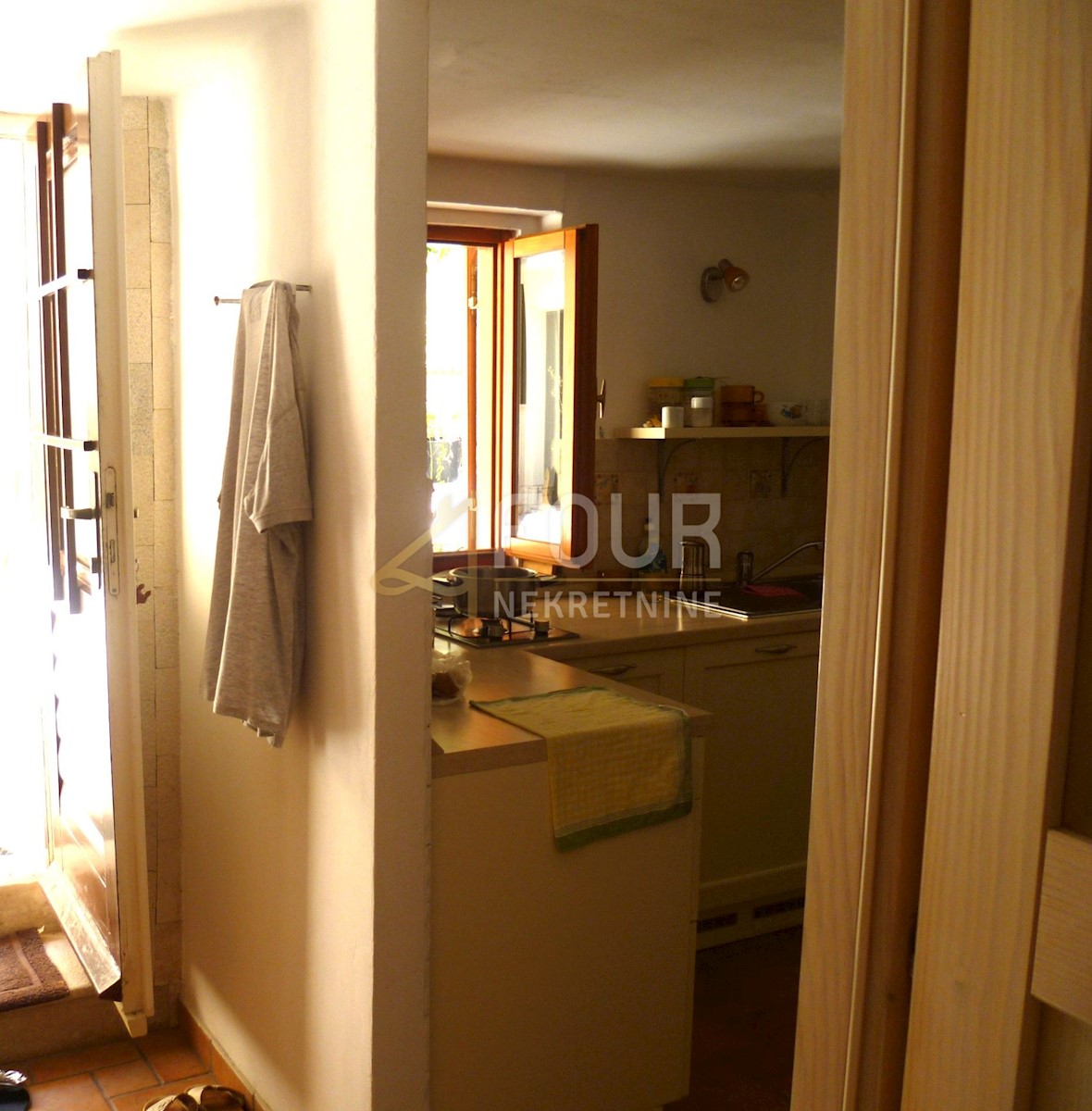 Flat For sale - PRIMORSKO-GORANSKA RAB