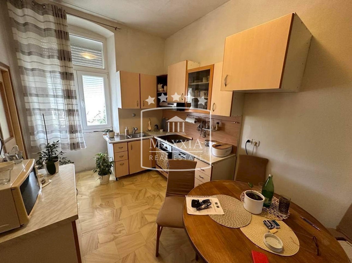 Flat For sale RELJA