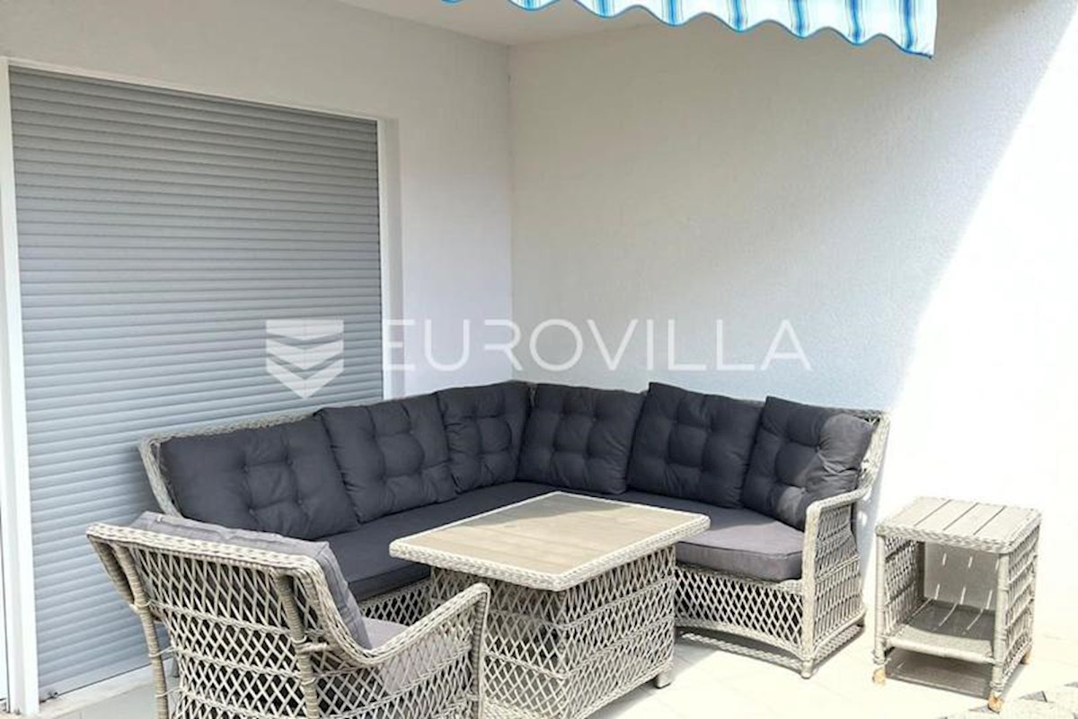 Flat For sale - SPLITSKO-DALMATINSKA PODSTRANA