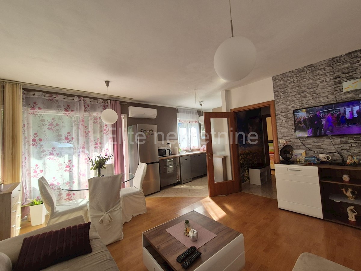 Flat For sale - PRIMORSKO-GORANSKA VIŠKOVO