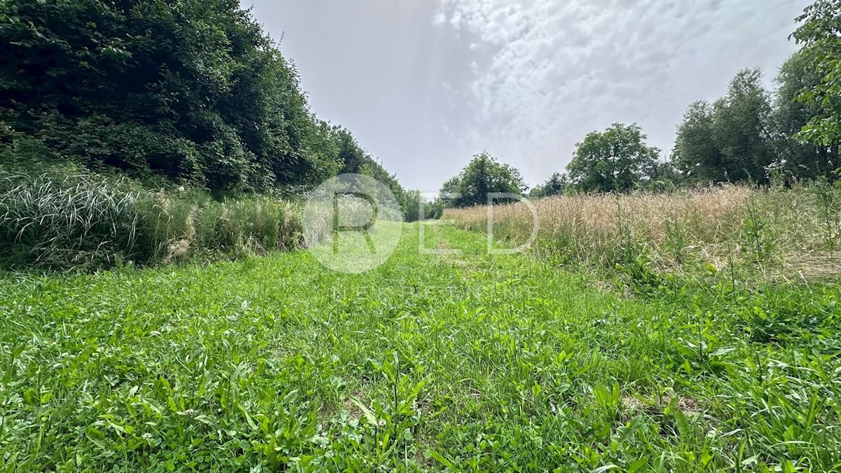 Terreno In vendita - GRAD ZAGREB ZAGREB