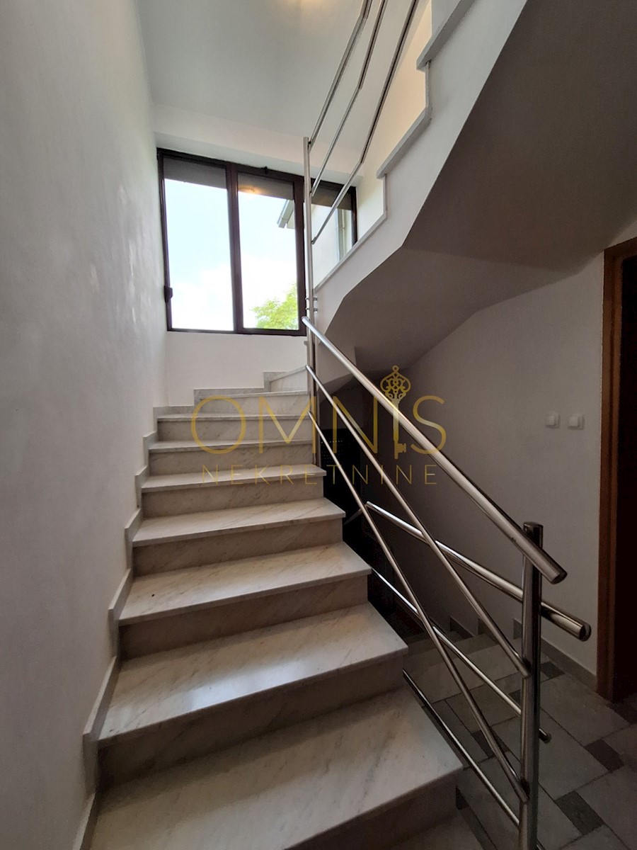 Casa In vendita - PRIMORSKO-GORANSKA VIŠKOVO