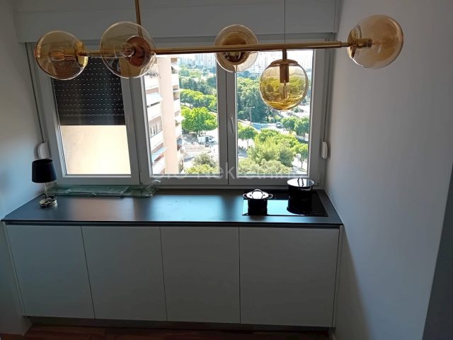 Appartement À louer - Splitsko-dalmatinska Split - foto 3/18