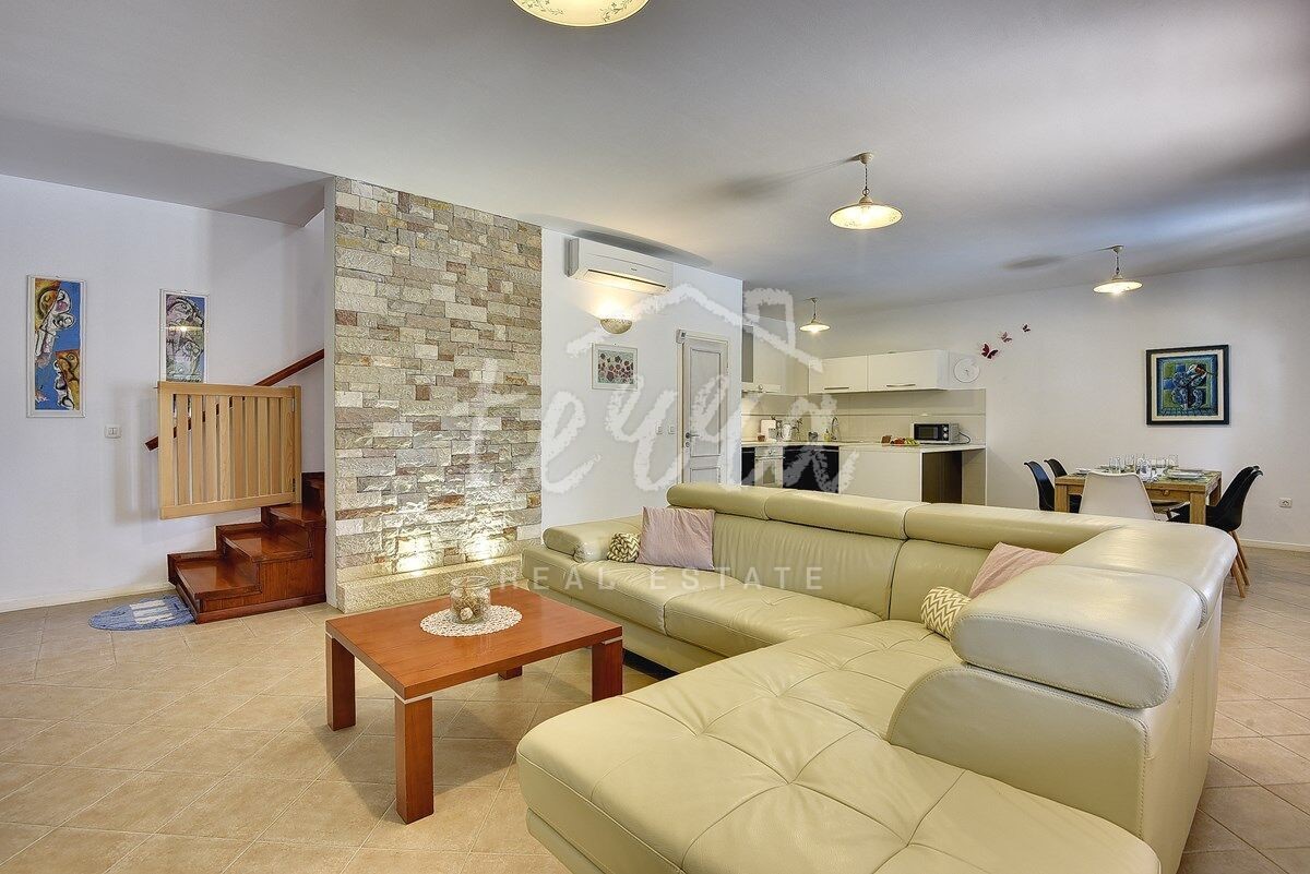 House For sale - ISTARSKA BARBAN
