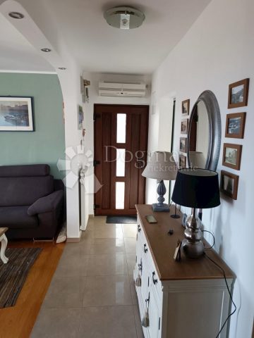 Apartma Za najem - Primorsko-goranska Kostrena - foto 3/23