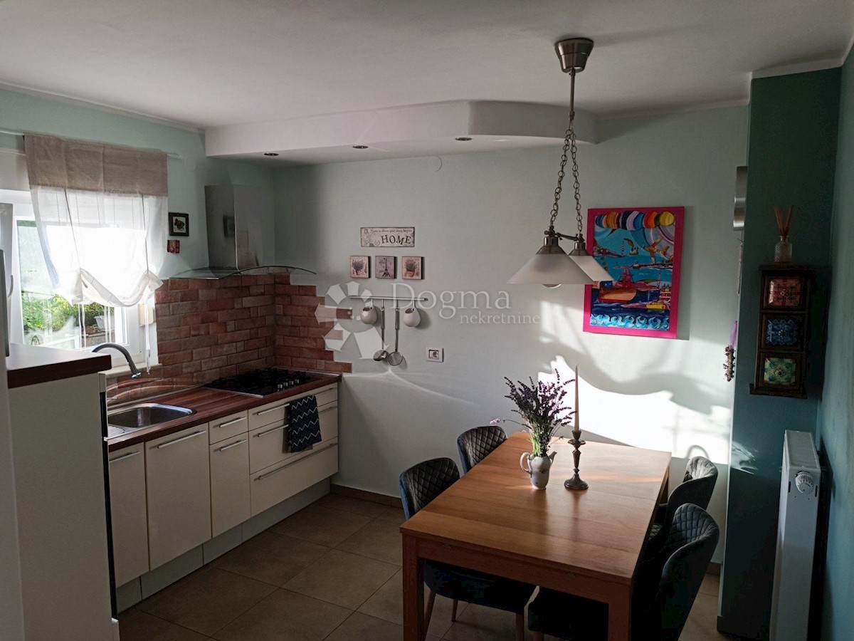 Flat For rent - PRIMORSKO-GORANSKA KOSTRENA