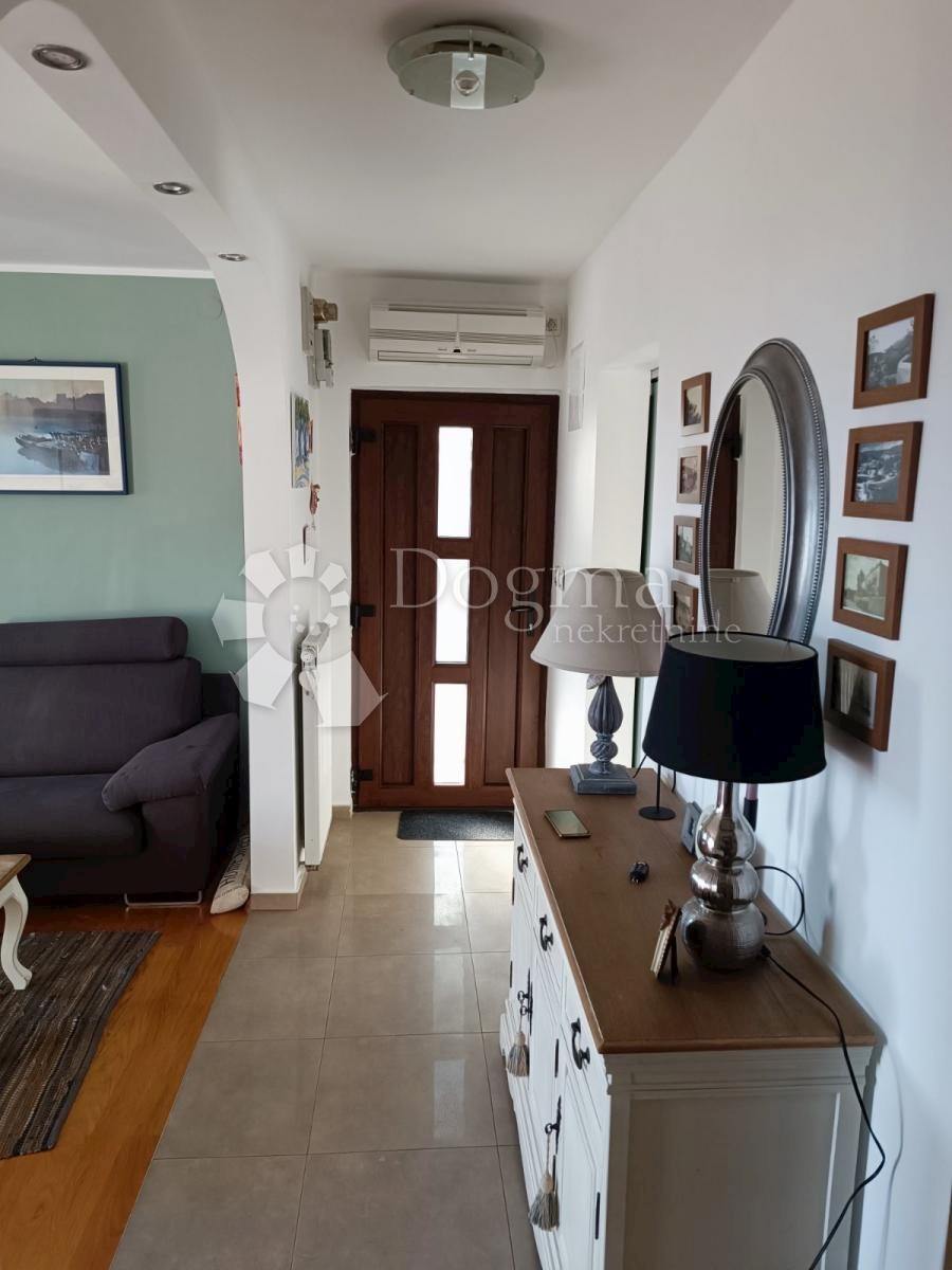 Flat For rent - PRIMORSKO-GORANSKA KOSTRENA