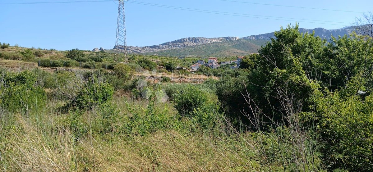 Land For sale - SPLITSKO-DALMATINSKA SPLIT