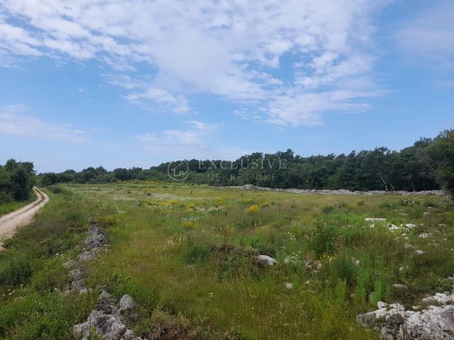Terreno in vendita 21206 m² – Rovinj