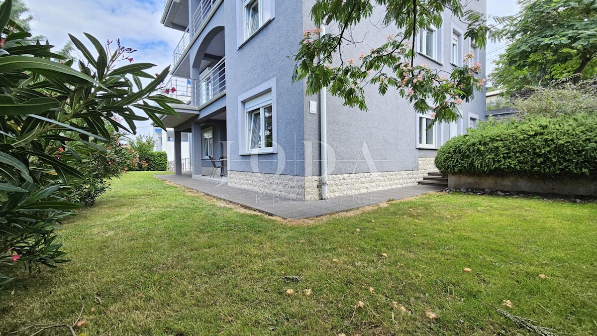 Apartment Zu verkaufen - PRIMORSKO-GORANSKA NOVI VINODOLSKI