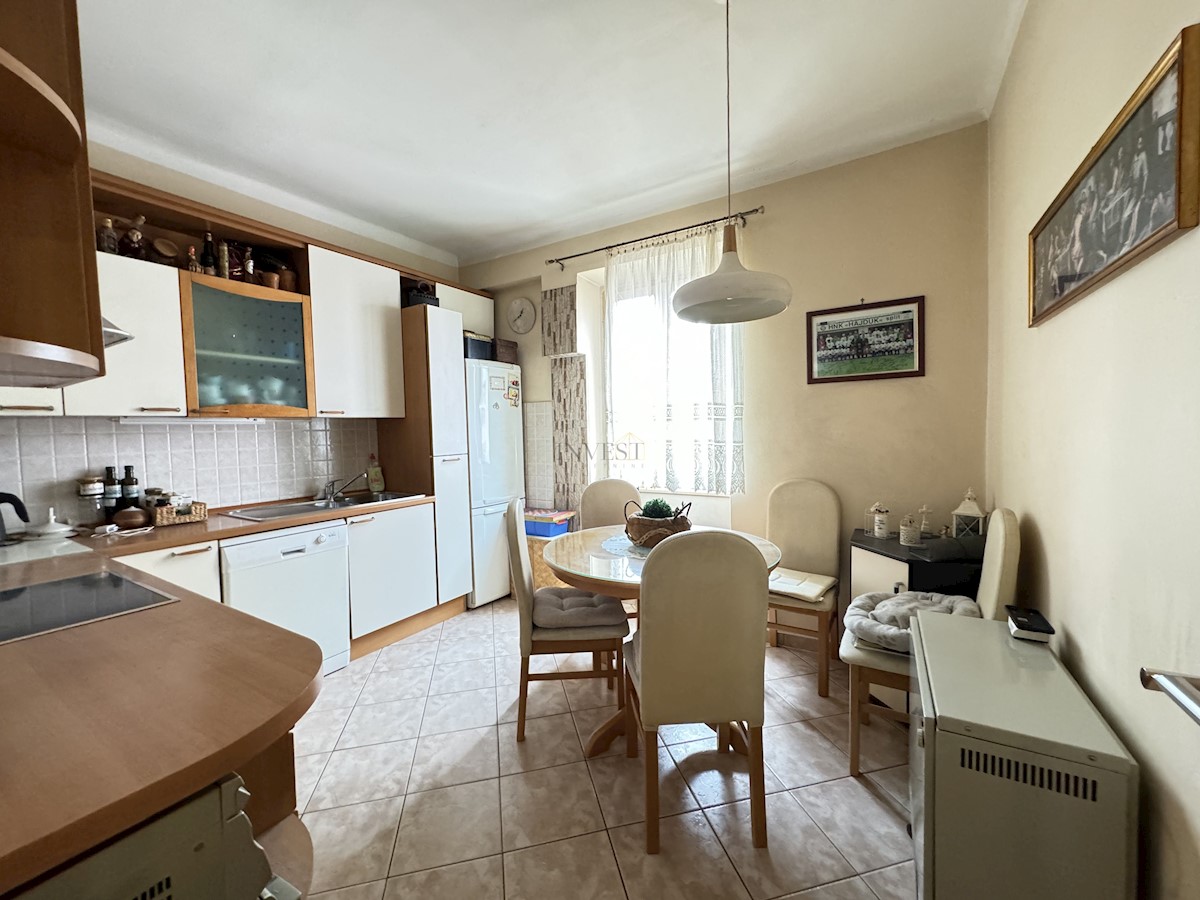 Apartmán Na prodej - SPLITSKO-DALMATINSKA SPLIT