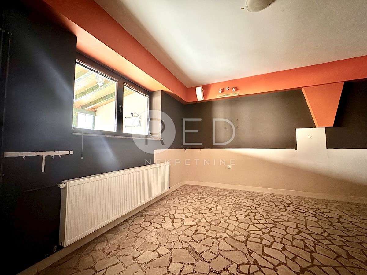 Maison À vendre - ZAGREBAČKA DUGO SELO