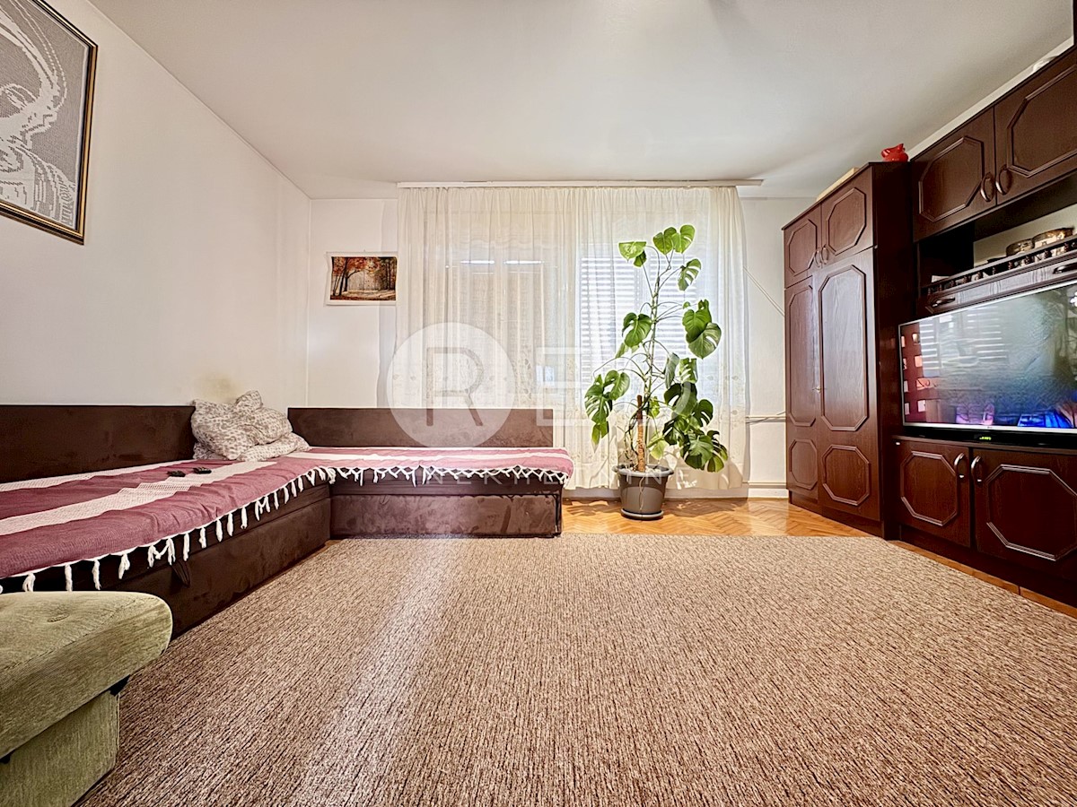 Maison À vendre - ZAGREBAČKA DUGO SELO