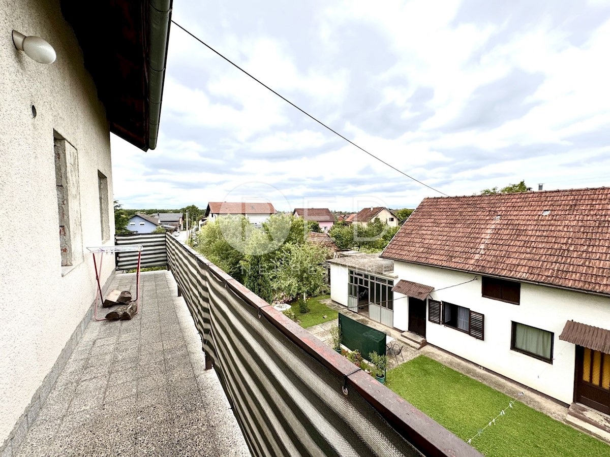 Maison À vendre - ZAGREBAČKA DUGO SELO