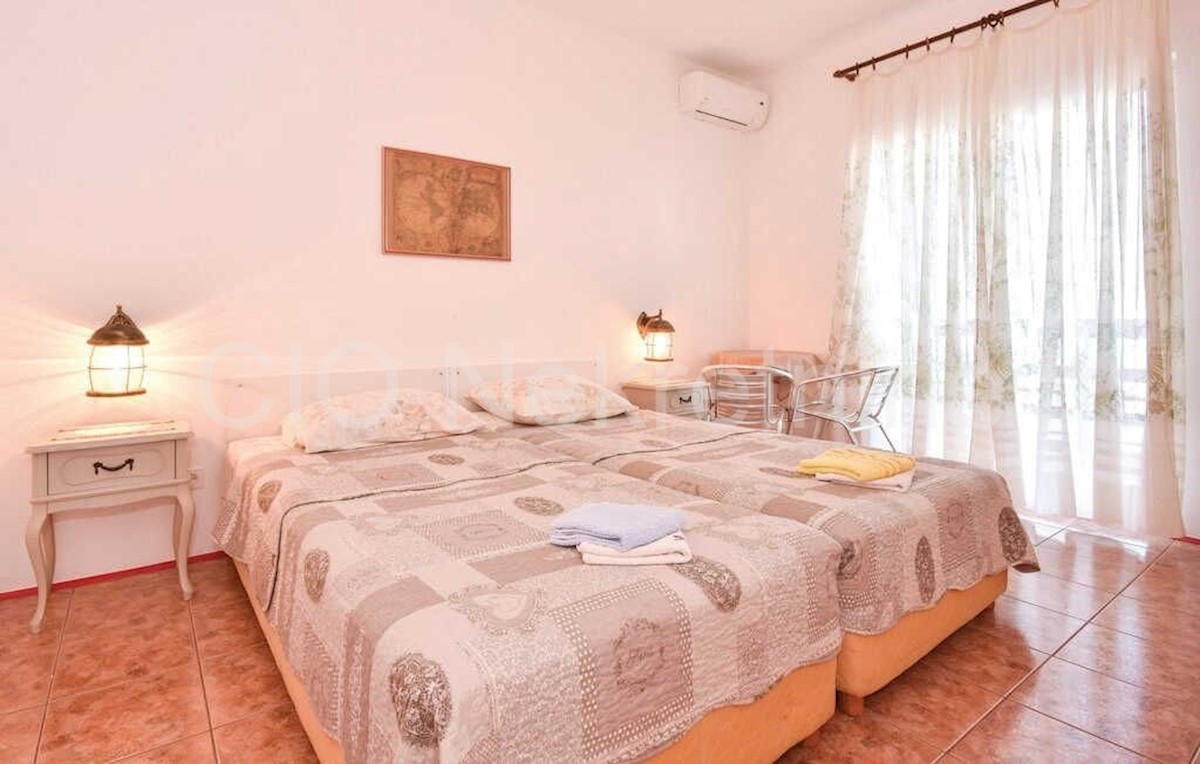 Casa In vendita - SPLITSKO-DALMATINSKA SPLIT