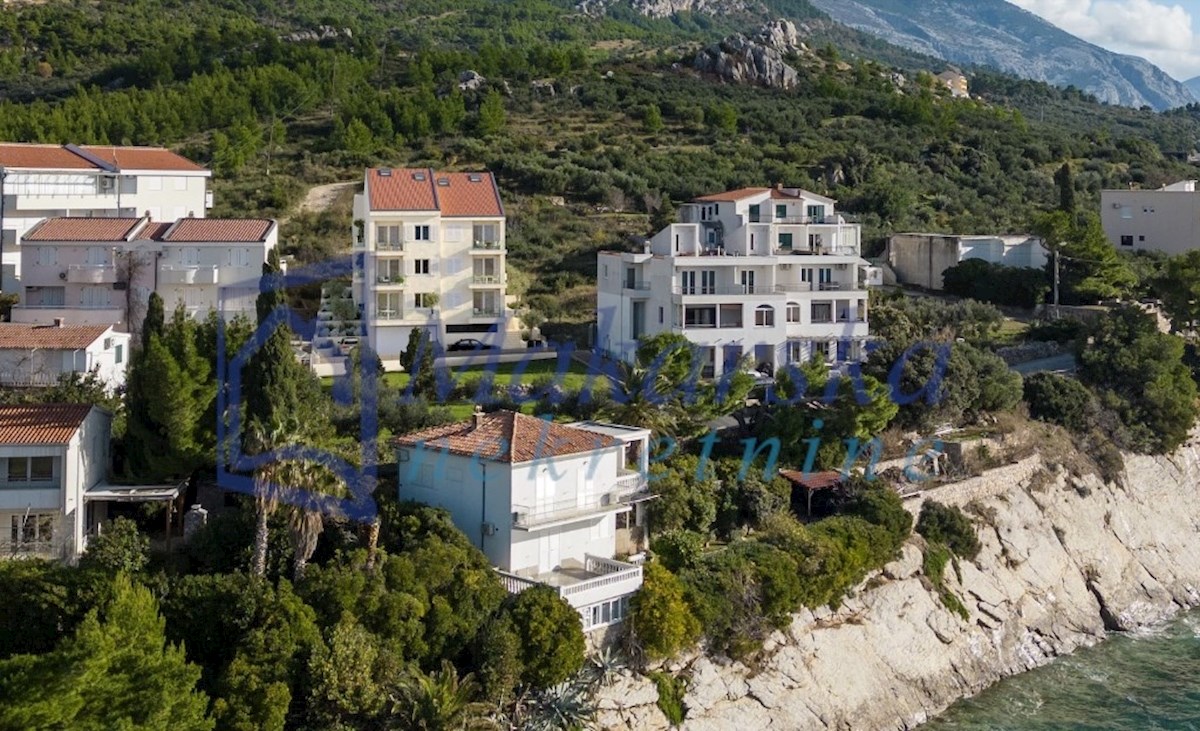 Flat For sale - SPLITSKO-DALMATINSKA BAŠKA VODA