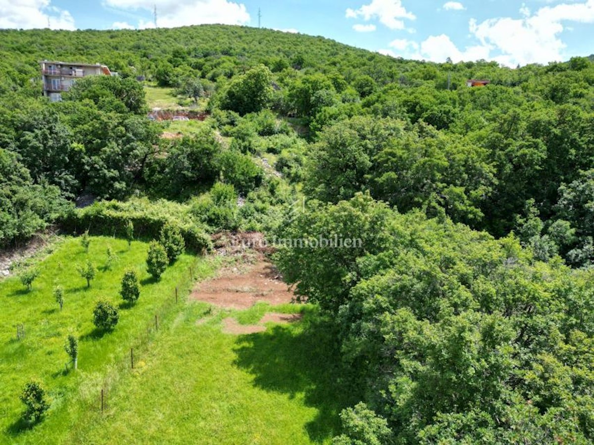 Parcela Na predaj - PRIMORSKO-GORANSKA NOVI VINODOLSKI