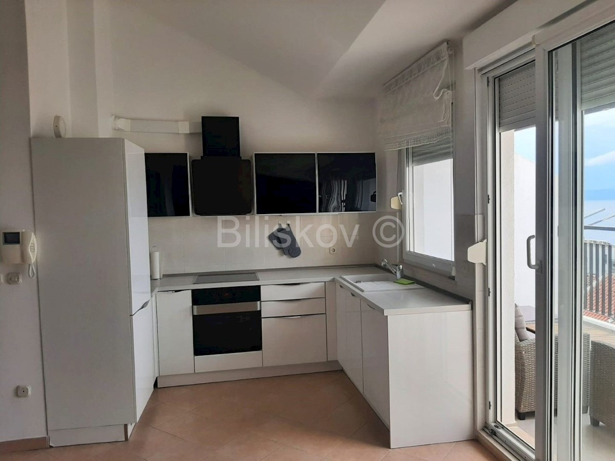 Appartement À louer - SPLITSKO-DALMATINSKA SPLIT