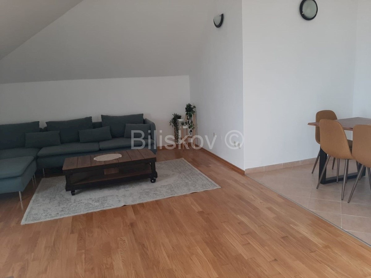 Appartement À louer - SPLITSKO-DALMATINSKA SPLIT