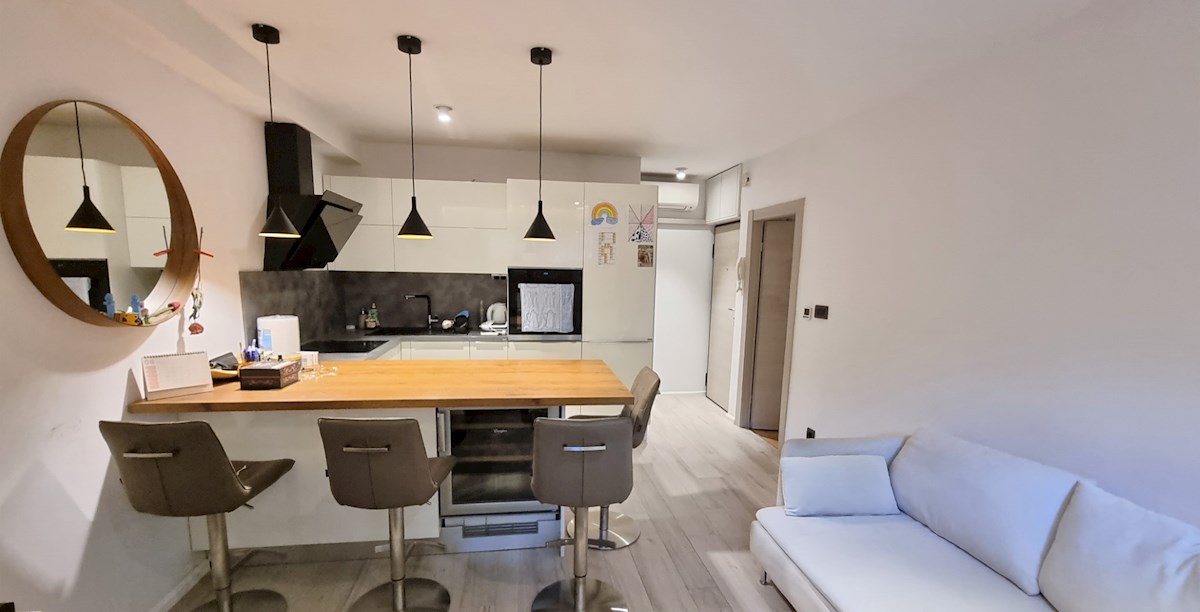 Flat For sale - SPLITSKO-DALMATINSKA SPLIT