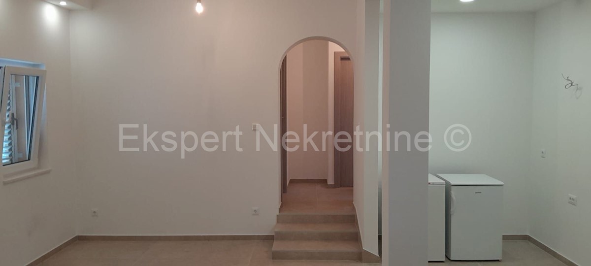 Kuća Na prodaju - SPLITSKO-DALMATINSKA ČIOVO