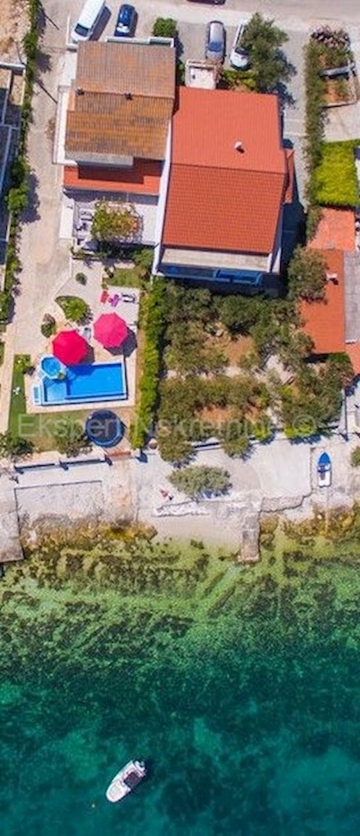 Haus Zu verkaufen - SPLITSKO-DALMATINSKA SPLIT