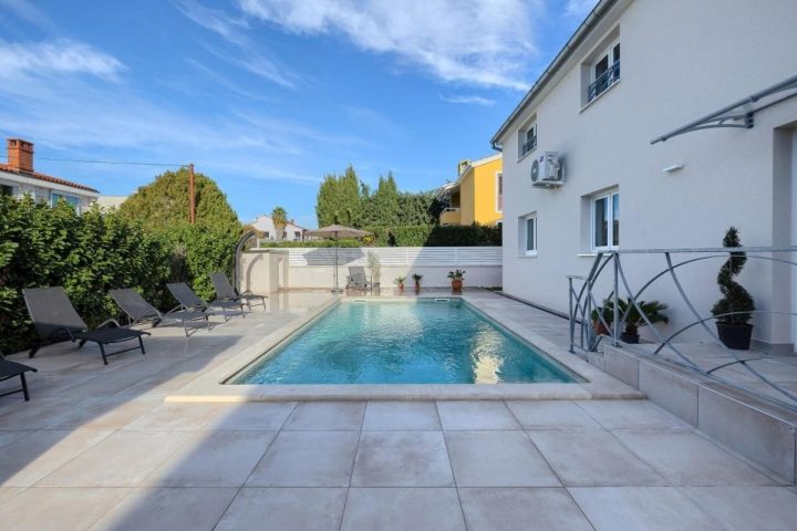 Casa in vendita 260 m² – Pula