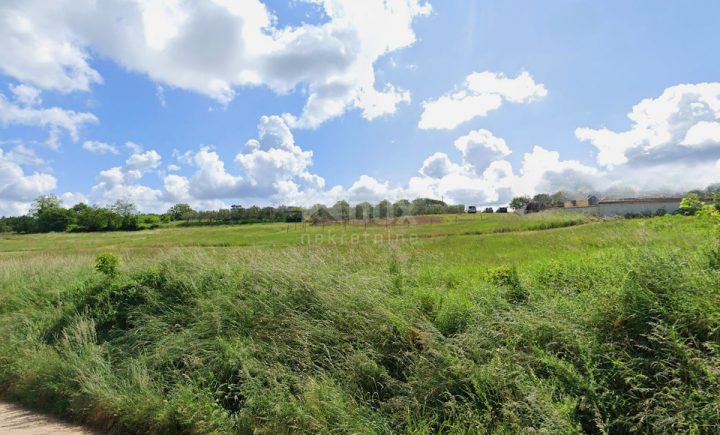 Działka na sprzedaż 1485 m² – Vižinada